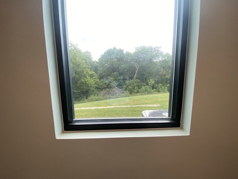 More Photos Of 1880 N Stonebridge Dr, McKinney Medical For Sale
