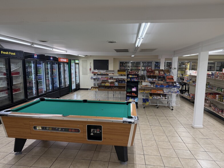 More Photos Of 2500 Cashua Ferry Rd, Darlington Restaurant For Sale
