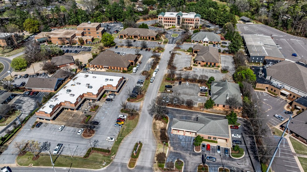 More Photos Of 100 Towncenter Blvd, Tuscaloosa Office For Lease