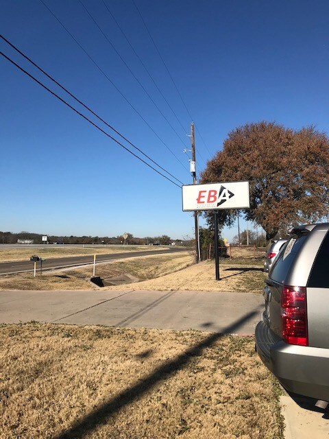 More Photos Of 3080 Highway Byp W, Midlothian Office For Sale