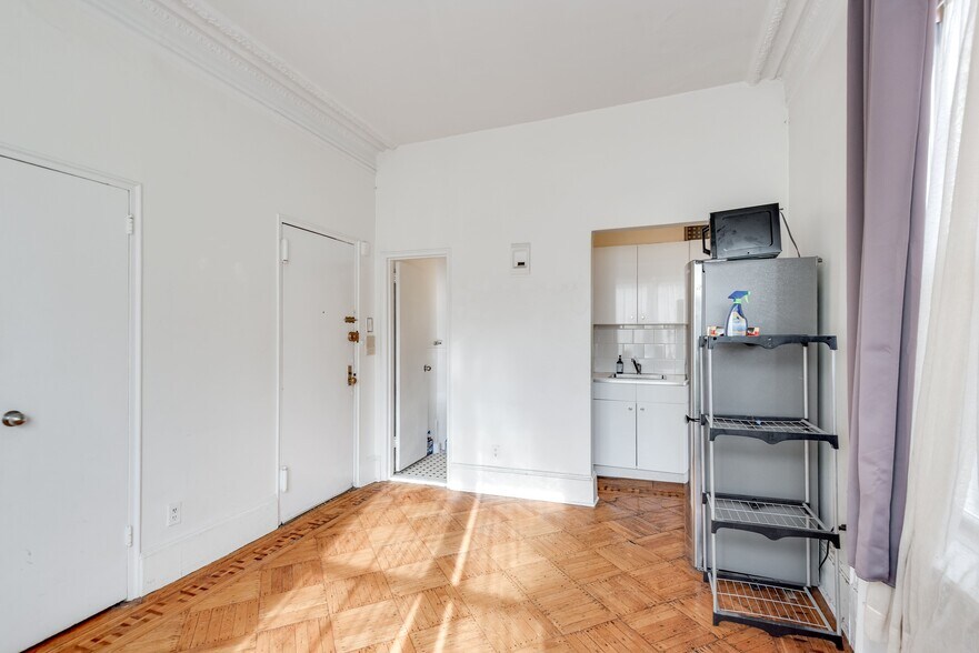 More Photos Of 324 Park Pl, Brooklyn Apartments For Sale