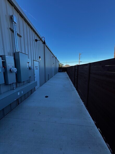 More Photos Of 773 County Road 270, Leander Industrial For Lease