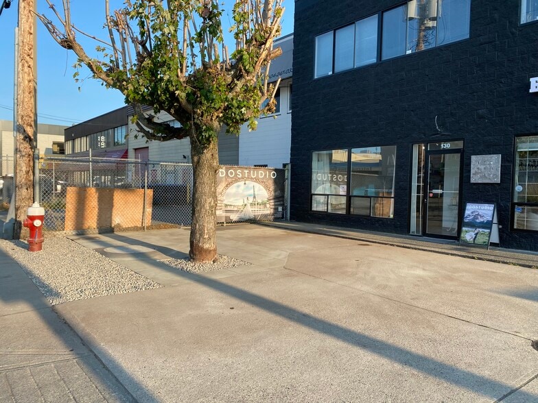 More Photos Of 8740 Beckwith Rd, Richmond Industrial For Lease