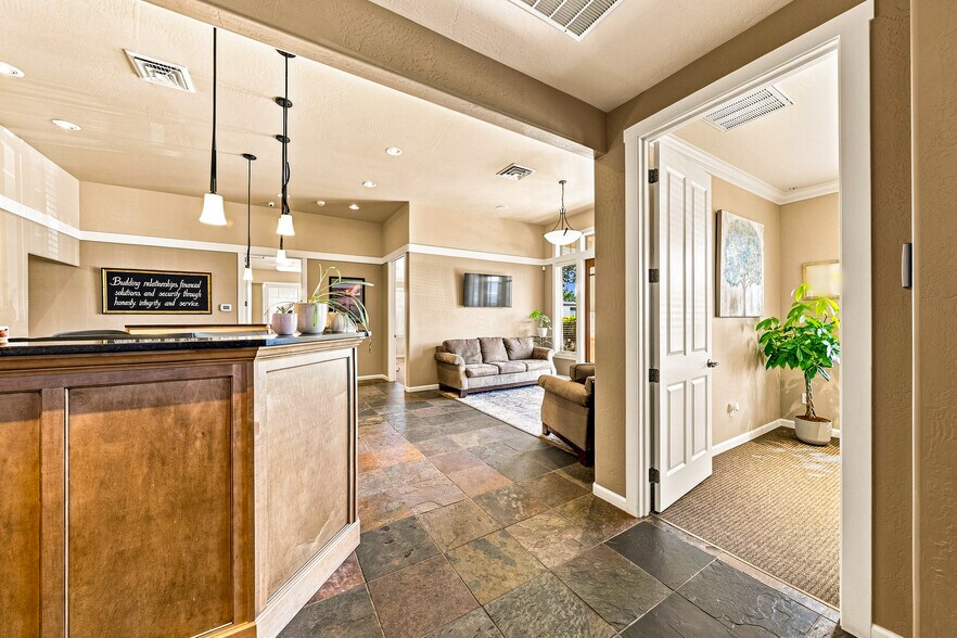 More Photos Of 2436 W Main St, Medford Office For Sale