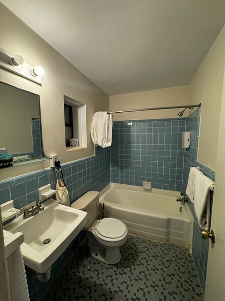 More Photos Of 2878 Soco Rd, Maggie Valley Hotel For Sale