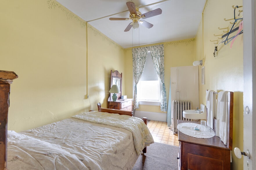 More Photos Of 7304 E Main St, Lima Hotel For Sale