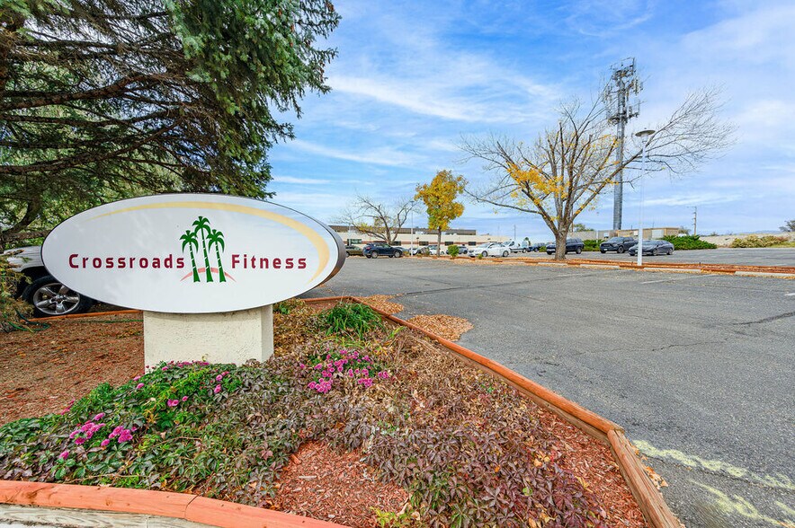 More Photos Of 2768 Compass Dr, Grand Junction Office For Lease