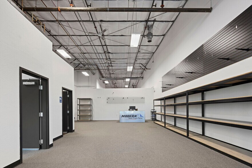 More Photos Of 4063 E. Calloway Court, Stockton Showroom For Sale