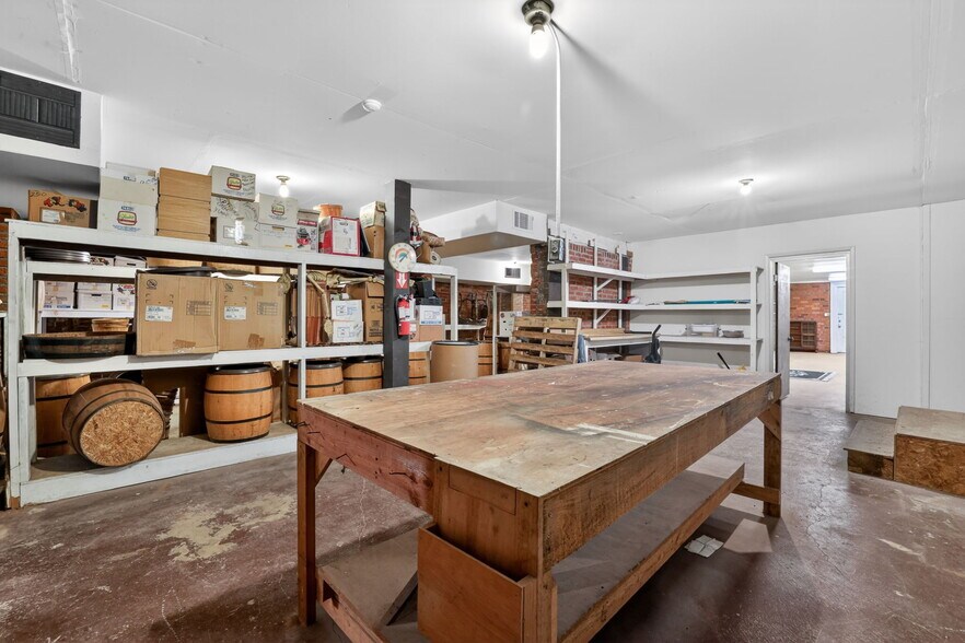 More Photos Of 120-124 J St, Sacramento Storefront Retail Residential For Sale