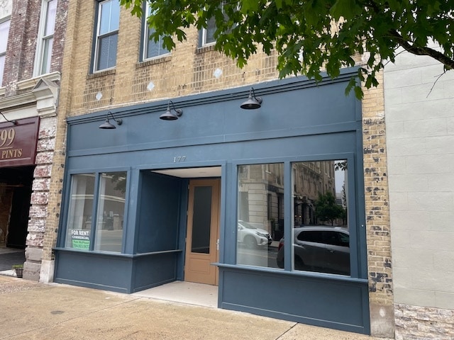 More Photos Of 177 W Main Ave, Gastonia Storefront For Lease