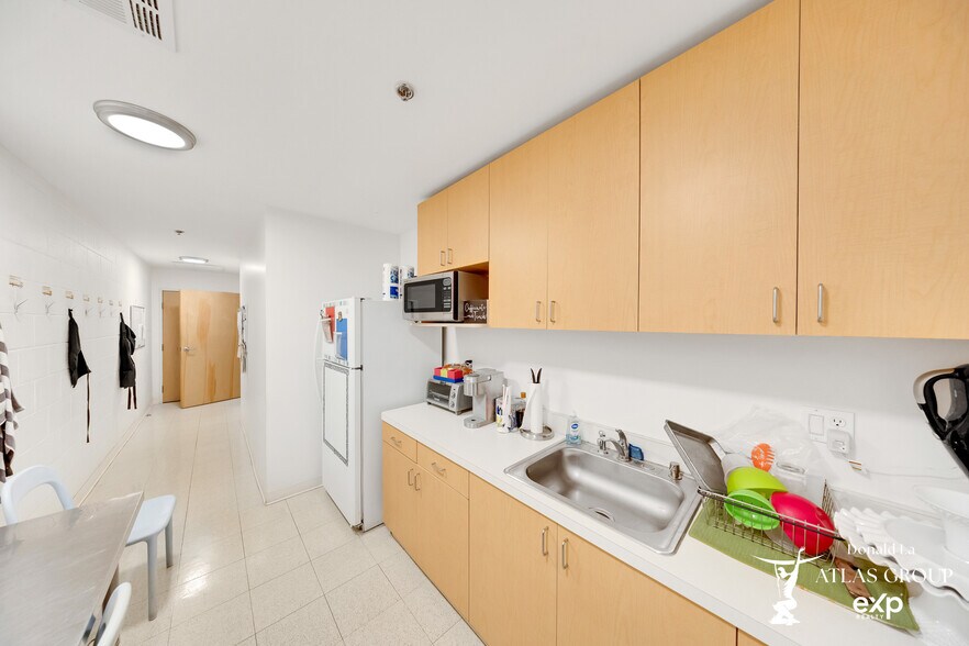 More Photos Of 1124 Mission St, South Pasadena Office For Sale