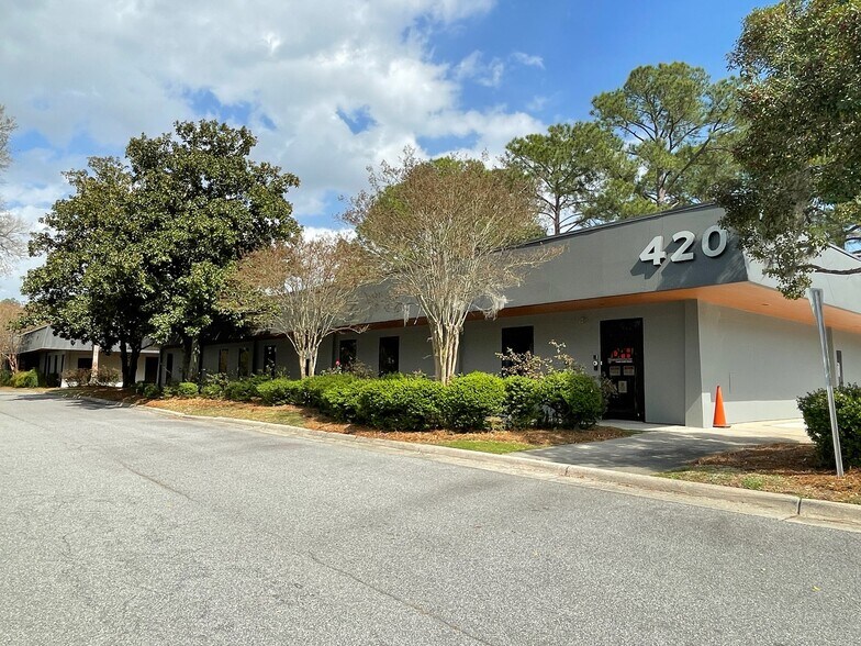 More Photos Of 400 Mall Blvd, Savannah Unknown For Lease