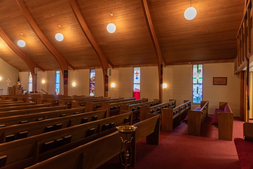 More Photos Of 381 H St, Hampton Religious Facility For Sale