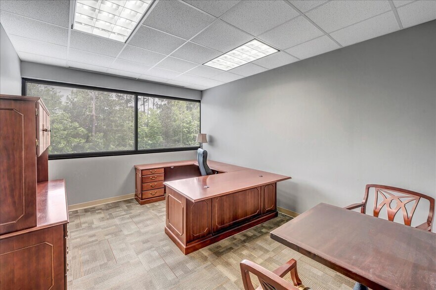 More Photos Of 4885 Riverside Dr, Macon-Bibb Office For Sale