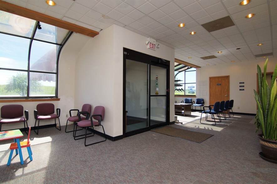 More Photos Of 555 E Eads Pky, Lawrenceburg Medical For Sale