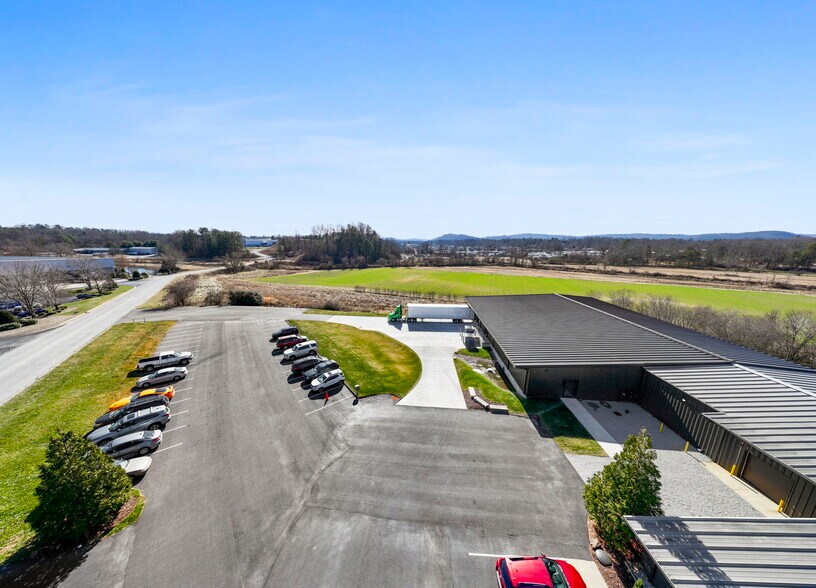 More Photos Of 110 Commercial Blvd, Flat Rock Manufacturing For Sale