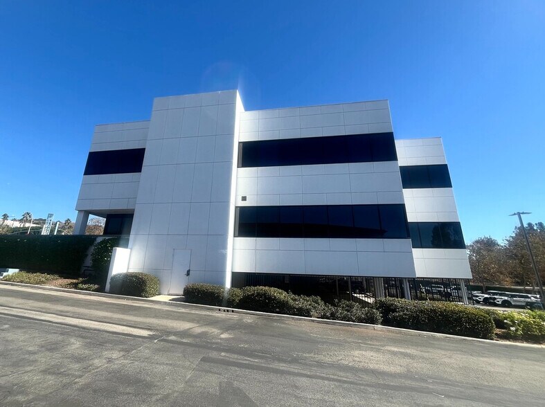 More Photos Of 1800 E Lambert Rd, Brea Office For Lease