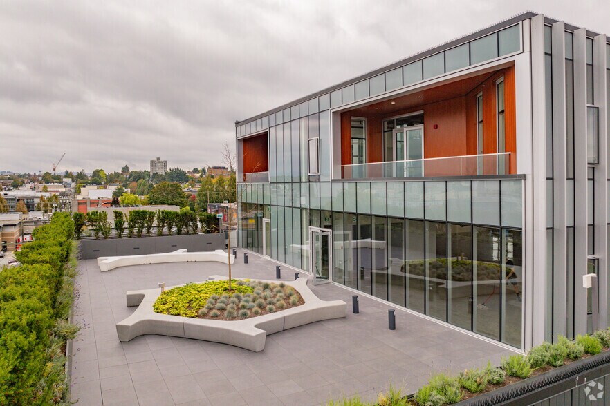 More Photos Of 1313 E Pender St, Vancouver Flex For Sale