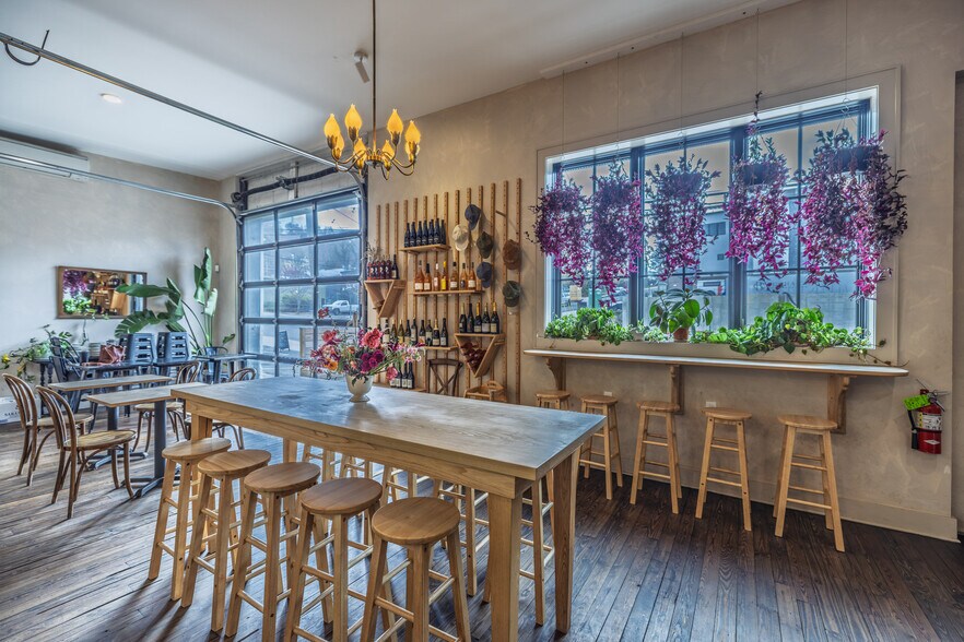 More Photos Of 244 Short Coxe Ave, Asheville General Retail For Sale