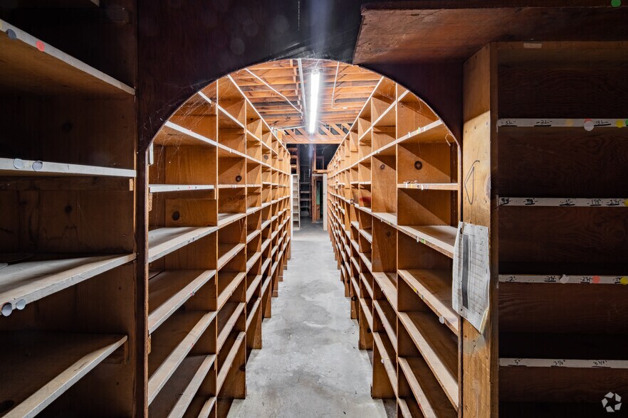 More Photos Of 923 S Prairie Ave, Inglewood Warehouse For Lease