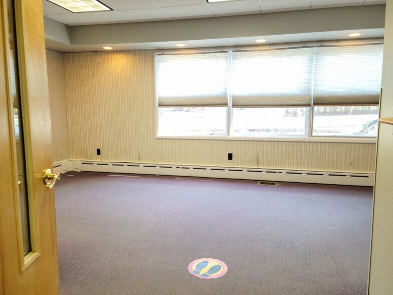 More Photos Of 37 Pierrepont Ave, Potsdam Medical For Sale