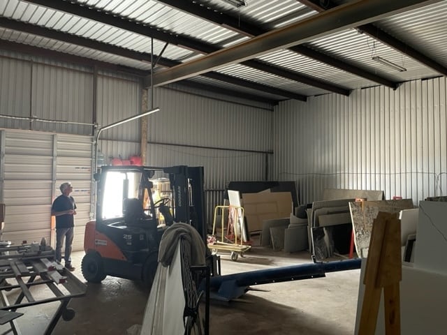 More Photos Of 5013 Clovis Hwy, Lubbock Warehouse For Sale