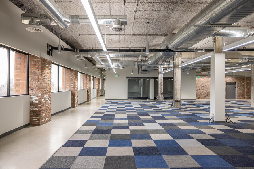More Photos Of 324 S State St, Salt Lake City Office For Lease