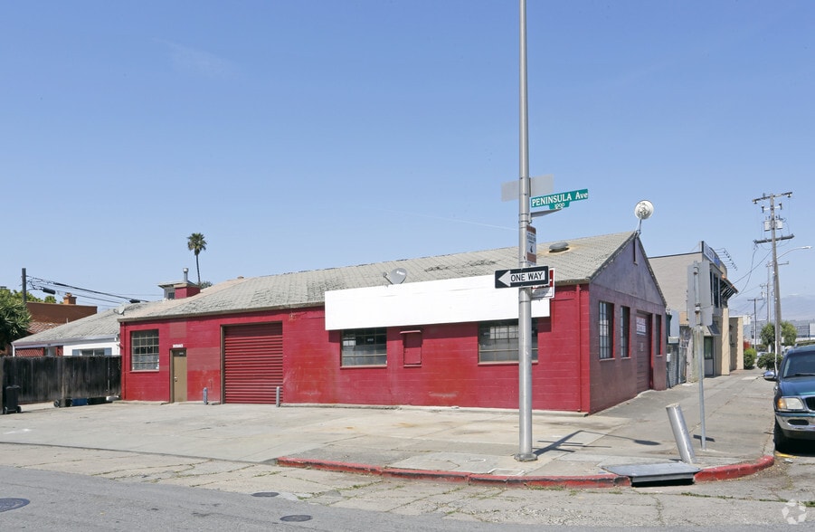 More Photos Of 905 N Amphlett Blvd, San Mateo Warehouse For Lease