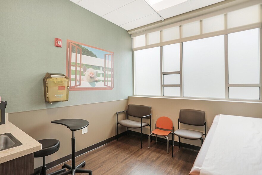 More Photos Of 1000 S US Highway 31, Greenwood Medical For Sale