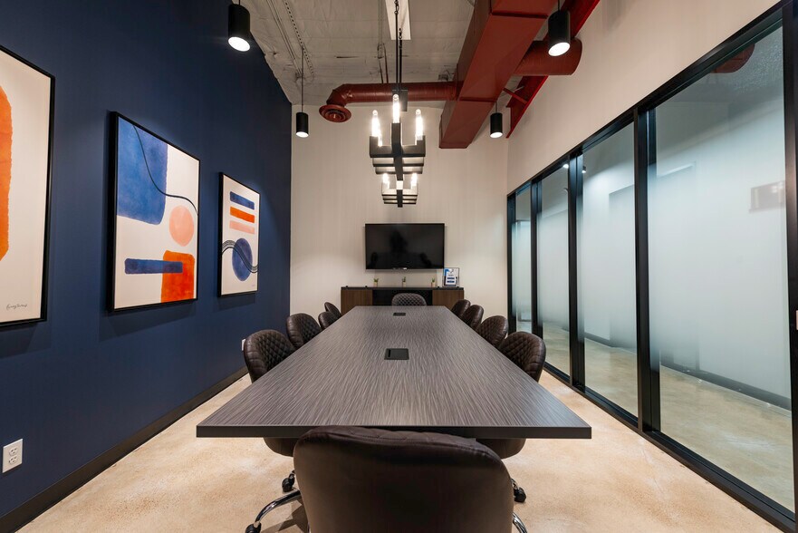 More Photos Of 1100 W 23rd St, Houston Coworking Space