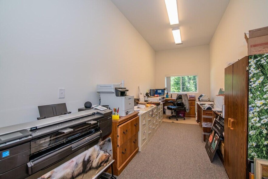More Photos Of 171 Stanley Rd, Henrico General Retail For Sale