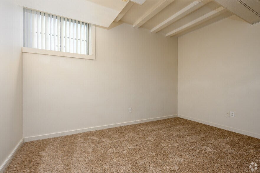 More Photos Of 115 West St, Battle Creek Apartments For Sale