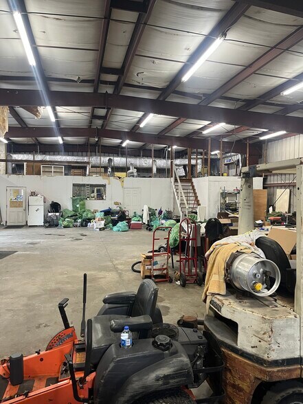 More Photos Of 5150 Blythe Island Hwy, Brunswick Warehouse For Lease