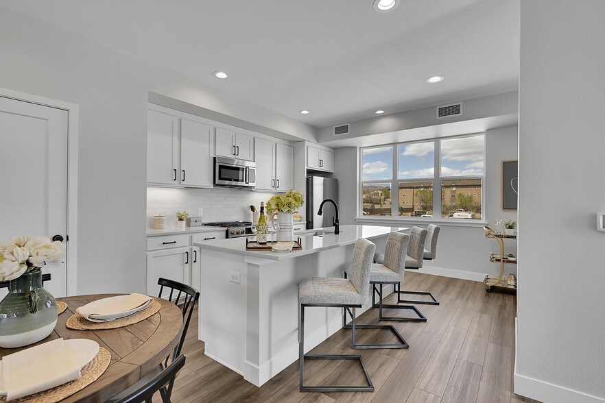 More Photos Of 904 Arcturus Dr, Colorado Springs Apartments For Sale