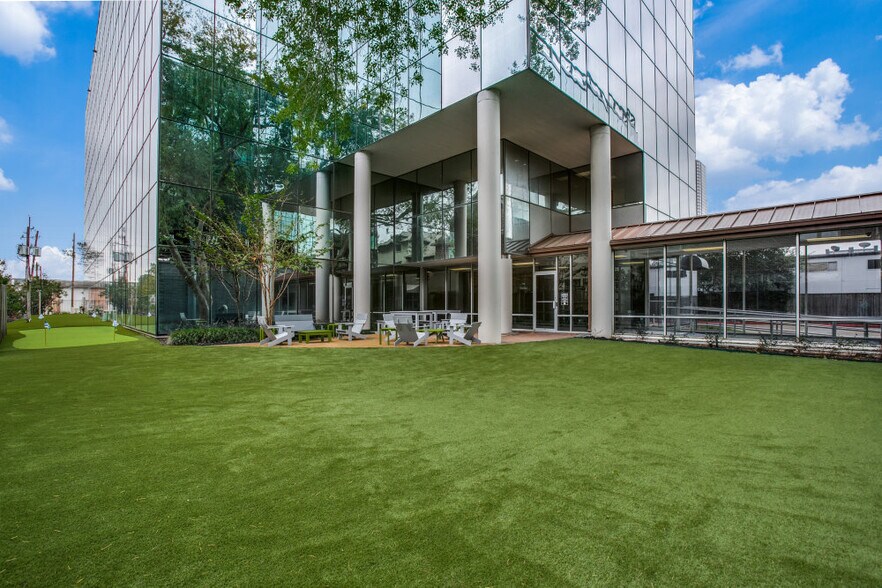 More Photos Of 1220 Augusta Dr, Houston Office For Lease