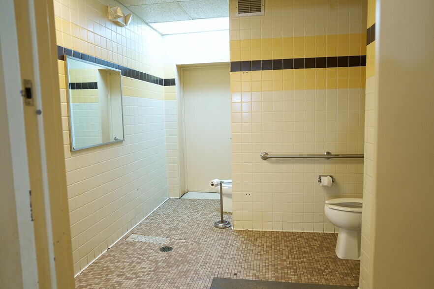 More Photos Of 309 S Scott St, Senatobia Daycare Center For Sale