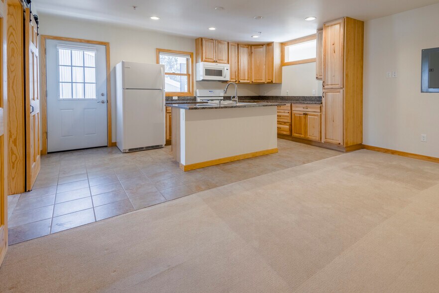 More Photos Of 322 N Main St, Gunnison Office Residential For Sale