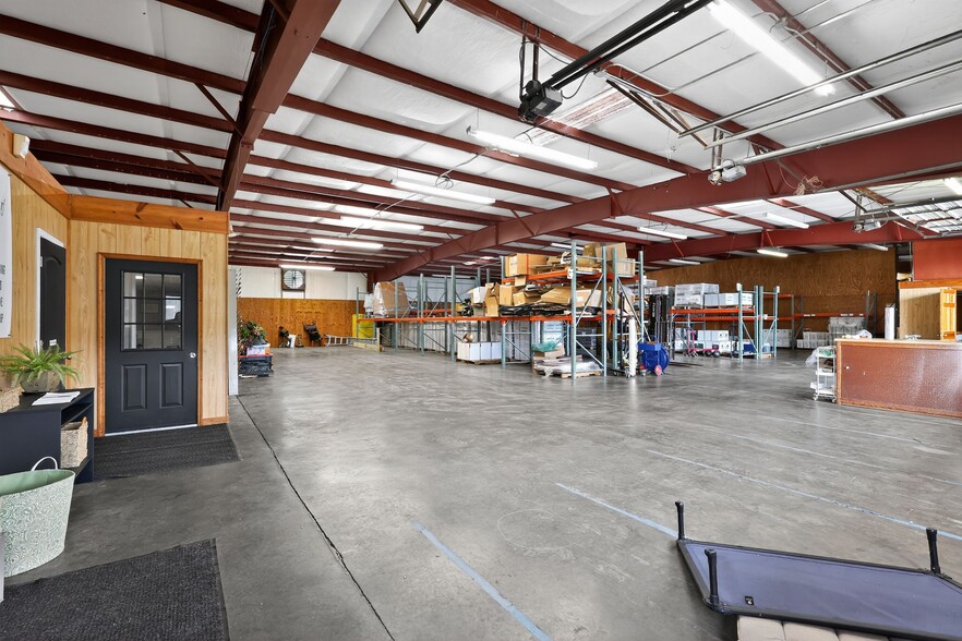 More Photos Of 305 Crump St, Goldsboro Warehouse For Sale