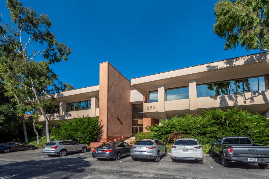 More Photos Of , Ventura Office For Sale