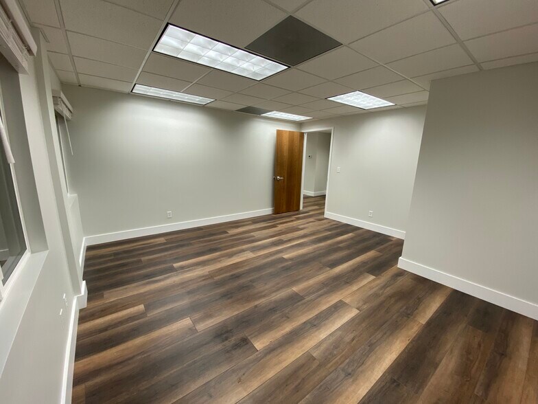 More Photos Of 75 Claremont Rd, Bernardsville Office For Lease