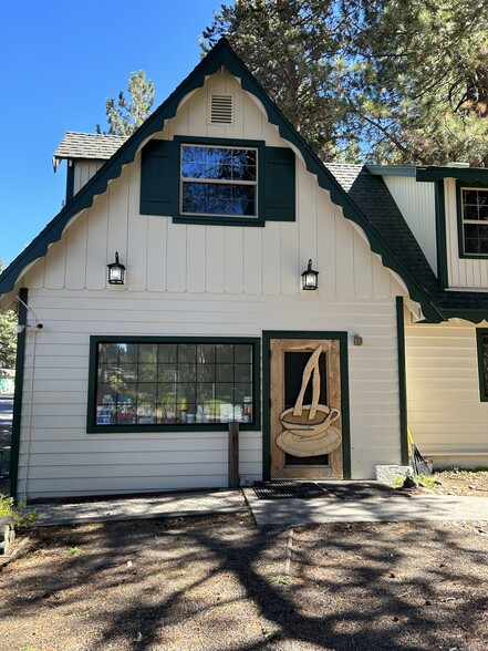 More Photos Of 821 Roger Ave, South Lake Tahoe Restaurant For Lease