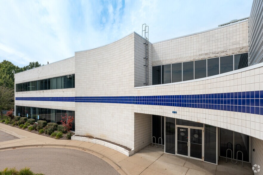 More Photos Of 43811 Plymouth Oaks Blvd, Plymouth Manufacturing For Sale