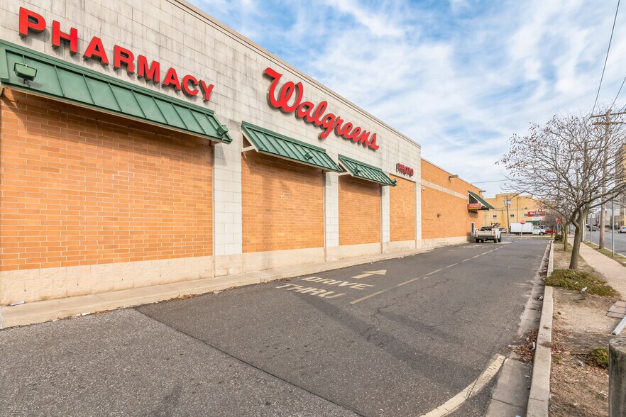 More Photos Of 25 E Broad St, Bridgeton General Retail For Sale