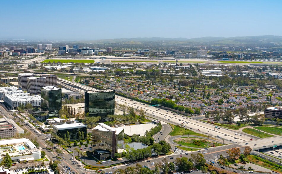 More Photos Of 3200 Bristol St, Costa Mesa Office For Lease