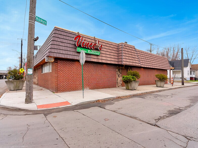 More Photos Of 1341 Springwells St, Detroit General Retail For Sale