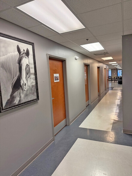 More Photos Of 2433 Regency Rd, Lexington Medical For Sale