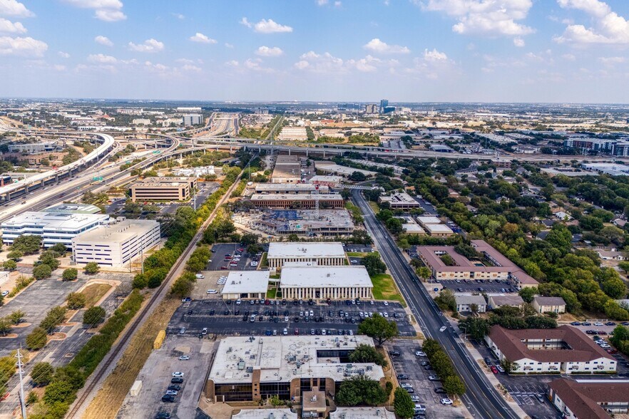 More Photos Of 8500 Shoal Creek Blvd, Austin Medical For Lease