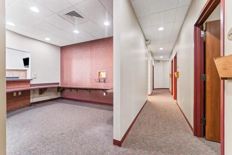 More Photos Of 180 Knights Way, Fond Du Lac Medical For Sale