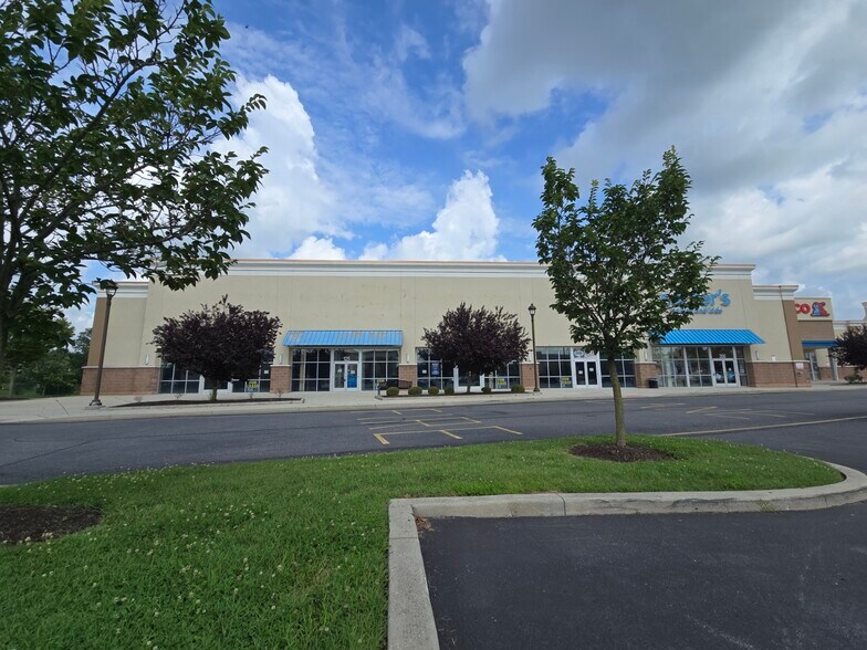 More Photos Of 1574 N Dupont Hwy, Dover Unknown For Lease