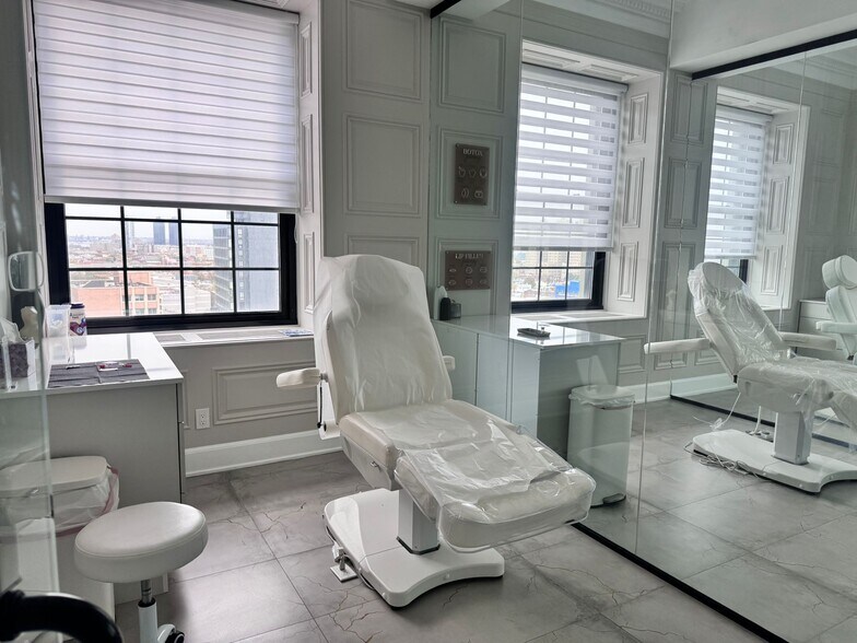 More Photos Of 35 Journal Sq, Jersey City Medical For Lease